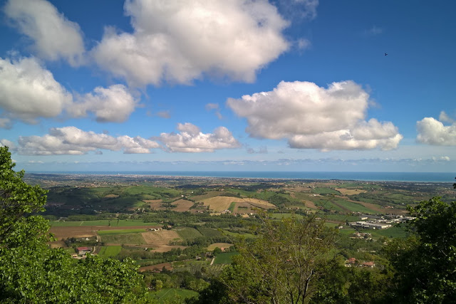panorama mozzafiato montefiore conca mare da fano a ravenna