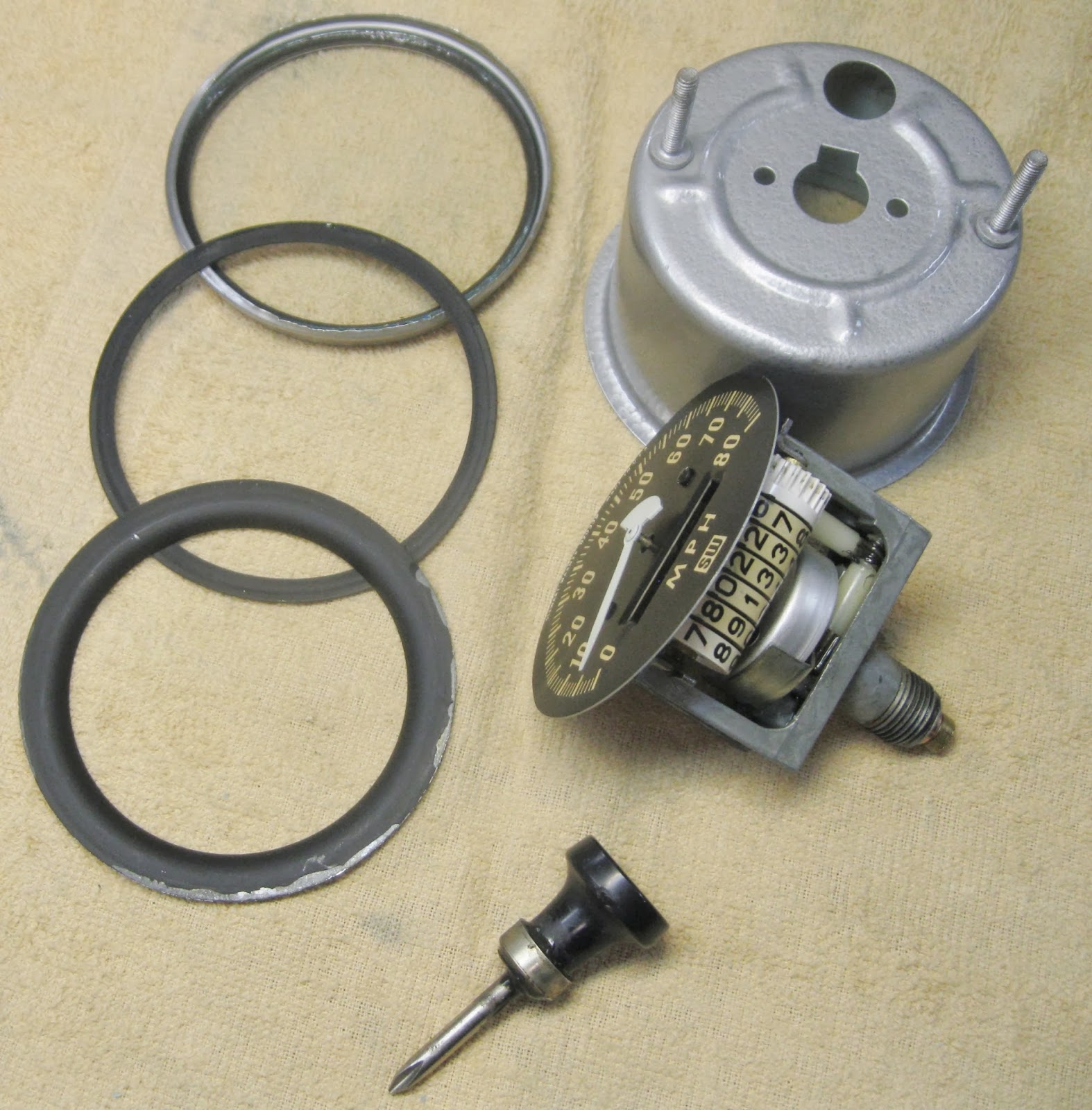 SAAB JOURNAL STEWARTWARNER SPEEDOMETER RECONDITIONINGPETERBUILT