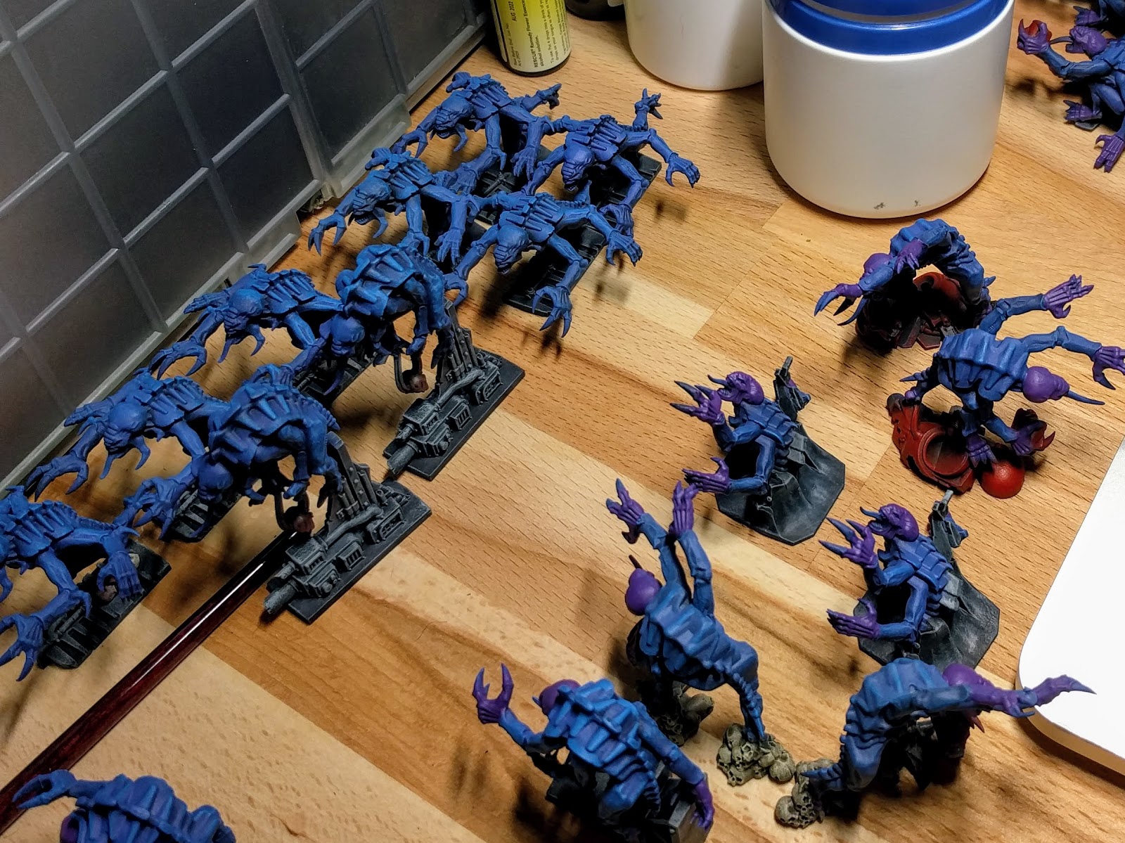 How to paint 23 Genestealers in 3 days