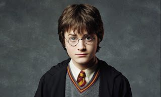 Harry Potter: Imágenes, Tarjetas o Invitaciones para Imprimir Gratis. Para hacer invitaciones, tarjetas, marcos de fotos o etiquetas, para imprimir gratis de Harry Potter.