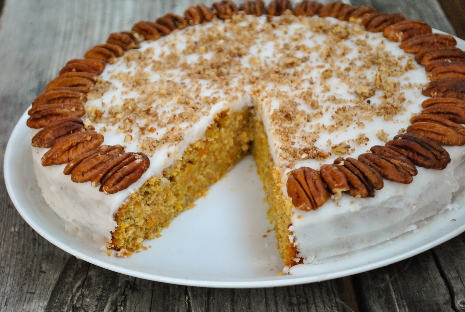 Vegan carrot cake |VeganSandra
