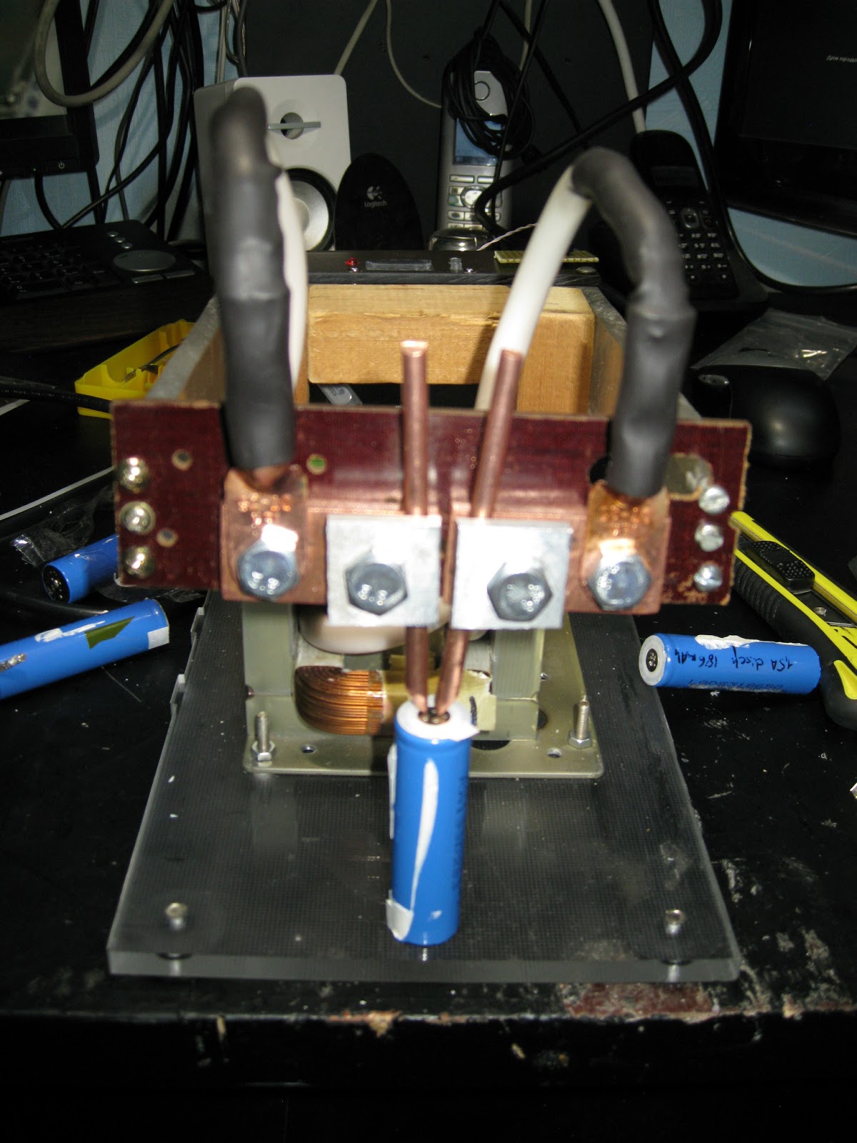 точечная сварка 18650 из микроволновки. аппарат для контактной-точечной сварки sunstone cd600dp. точечная сварка moc3062. питание контактной сварки. Sunkko 737dh.
