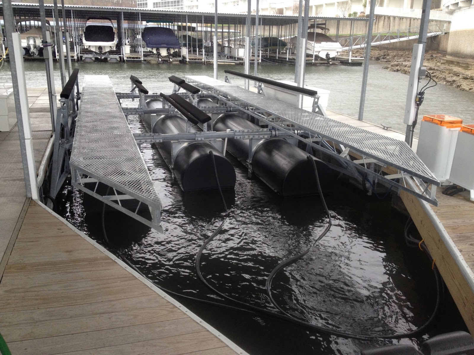 Summerset Boat Lifts 3 Common Reasons for Boat Lift Repairs