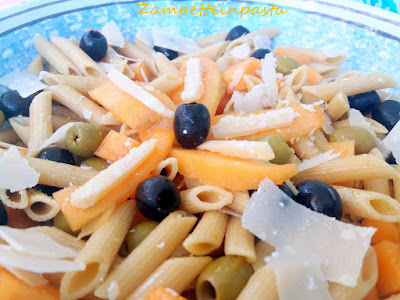 PASTA FREDDA CON MELONE, OLIVE E PARMIGIANO - Primo piatto estivo