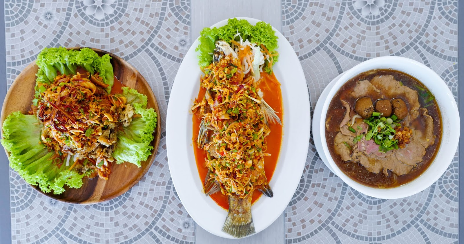 adeena thai cafe, taman tun dr ismail