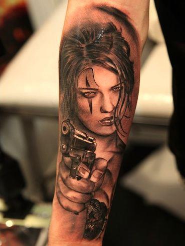 renkli dovme modelleri bayan tattoo trend model ve desenleri