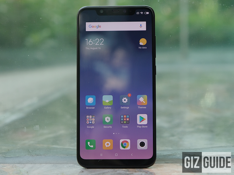 Xiaomi Mi 8 Unboxing and First Impressions