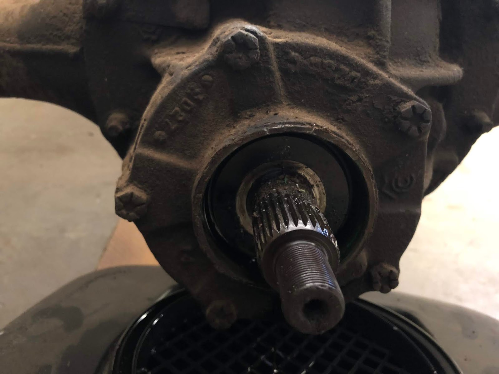 1965 Resurrection a ReRebuild of my 1965 F100 Changing the Pinion Seal 1974 Ford 9 Inch 2WD