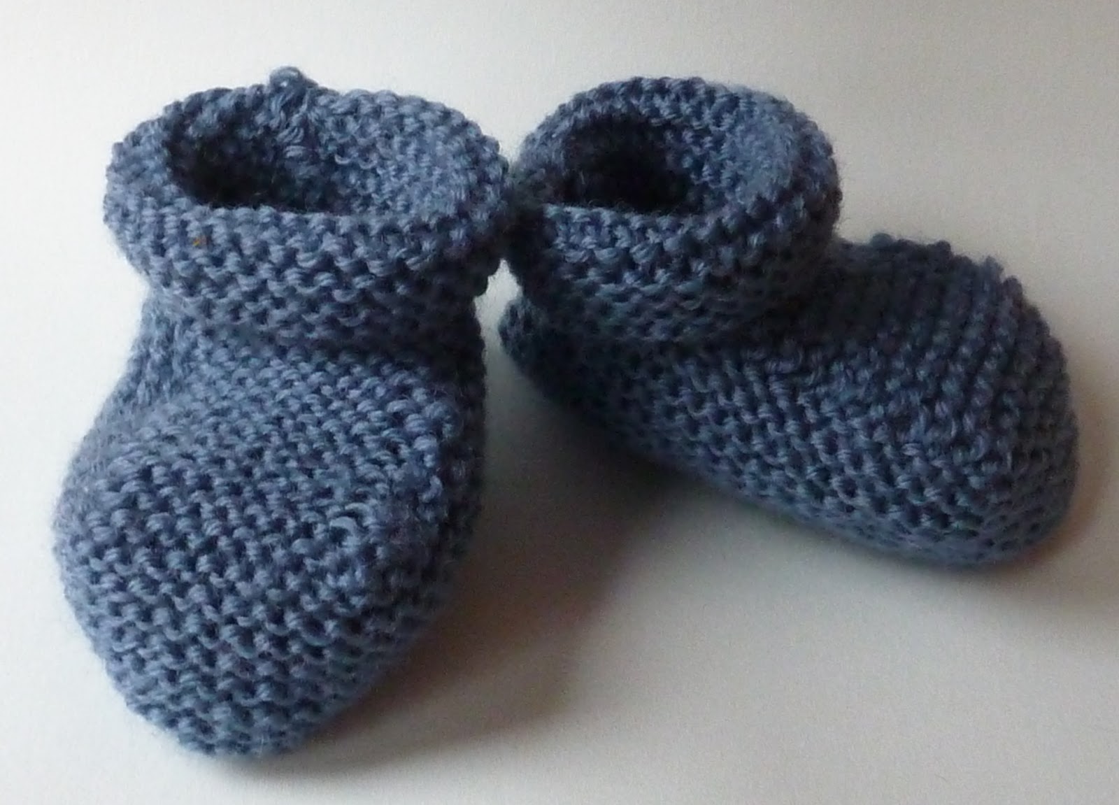 modele tricot chaussons naissance