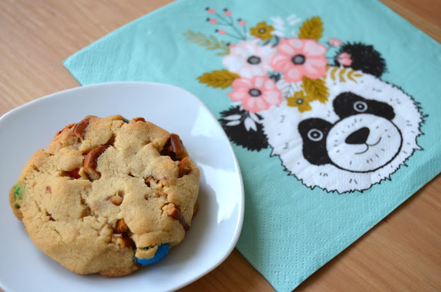 Pandastic Cooking: Erdnussbutter-M&amp;M-Brezel-Cookies
