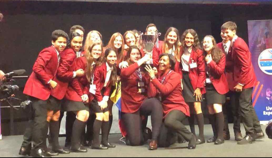 Colegio Henry Clay quedó de primer finalista en las Olimpíadas de Inglés 2018 en Londres