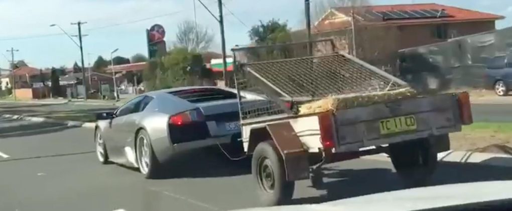 Expresslieferung Lamborghini Murcielago Mit Anhangerkupplung Myauto24 Das Autoblog Im Internet Myauto24