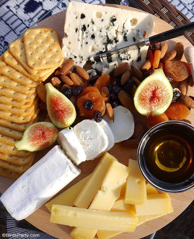 Our Quick & Easy End of Summer Patio Party ideas, a grazing charcuterie board and simple decor for a last-minute party and seasonal celebration! by BirdsParty.com @birdsparty