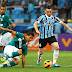 Goiás perde por 1 a 0 para o Grêmio e se complica na luta por uma das vagas a Libertadores