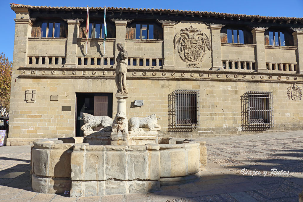 Antiguas carnicerías y Fuente de los leones, Baeza. Jaén