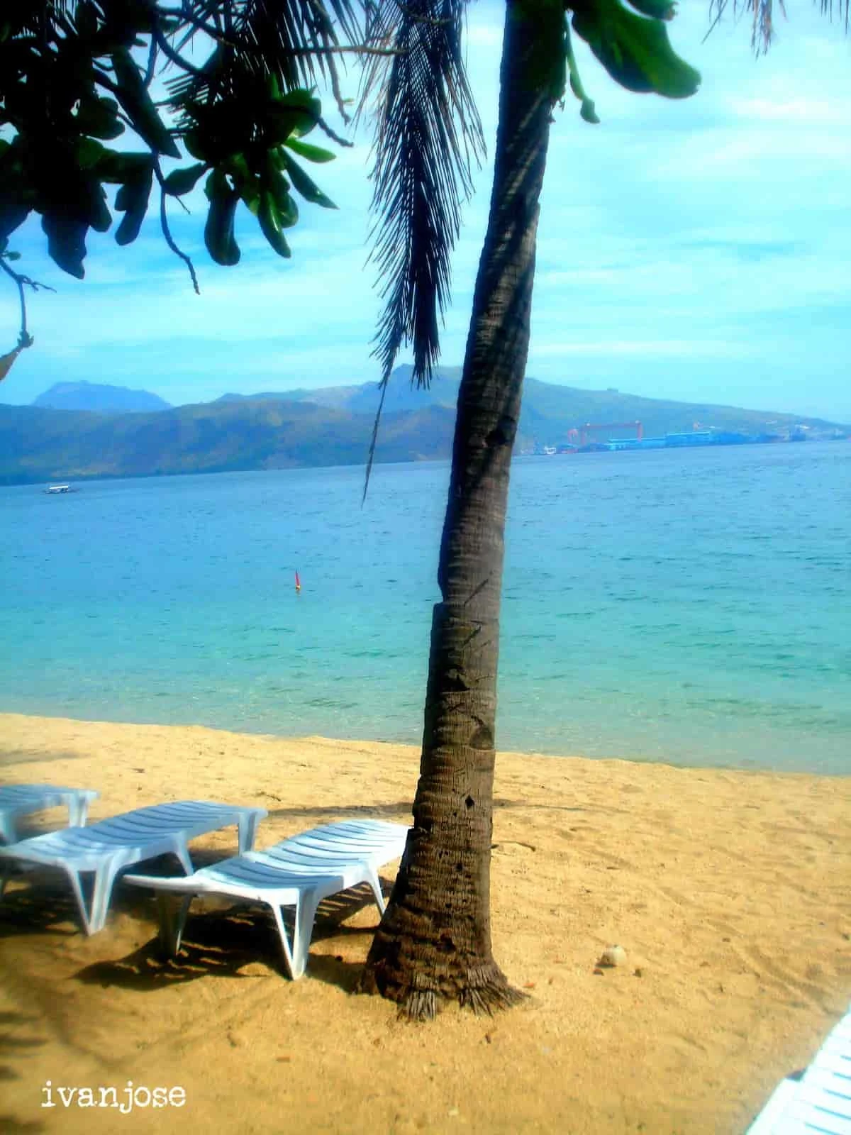 View of the beach at Grande Island Resort