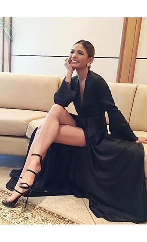Top 38 Female Celebrities In The Industry Who Have The Best Legs! Top 38 Female Celebrities In The Industry Who Have The Best Legs!