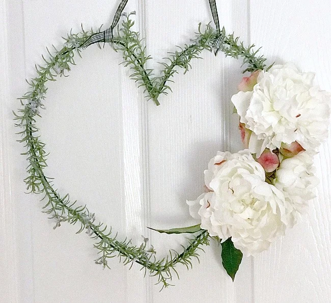 wire green wrapped heart wreath