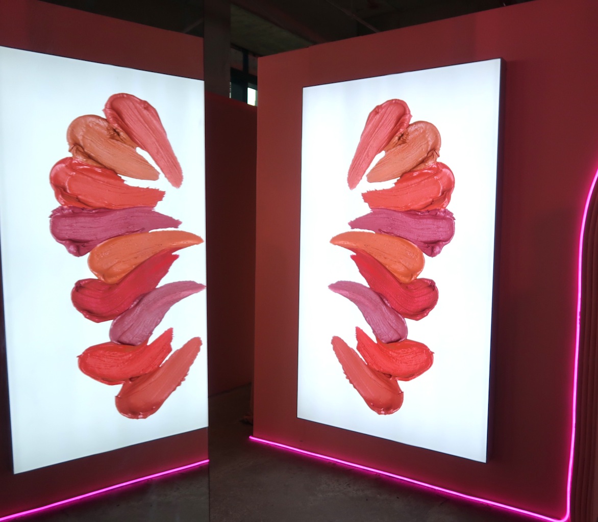 Sunnies Face Sunnies Studios now has makeup! + Complete swatches