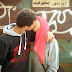 Reprimen beso colectivo en Marruecos
