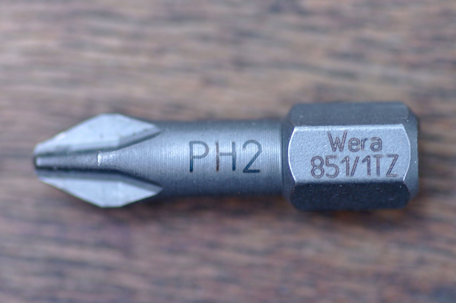 International Shipping. Wera KK 10 Compact Bitholder and Bit Set