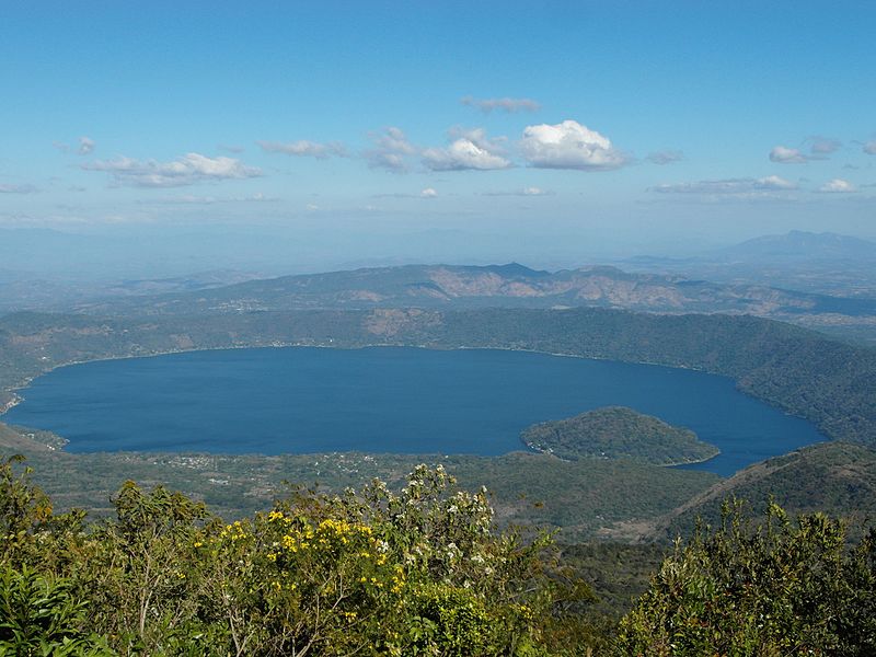 LA NATURALEZA SALVADOREÑA Lagos de El Salvador