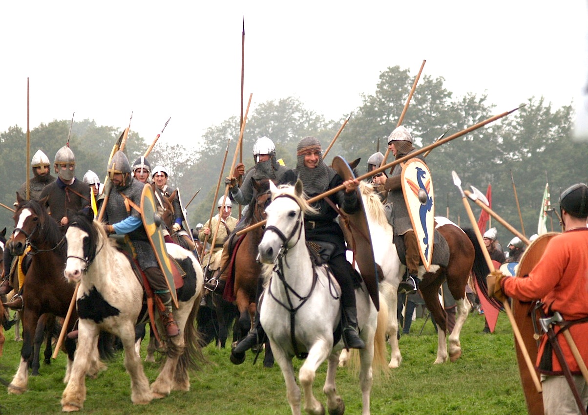 Битва при гастингсе произошла. Битва при Гастингсе 1066. Битва при Гастингсе 1066 лучники. 1066 Год битва при Гастингсе. Гастингс битва.