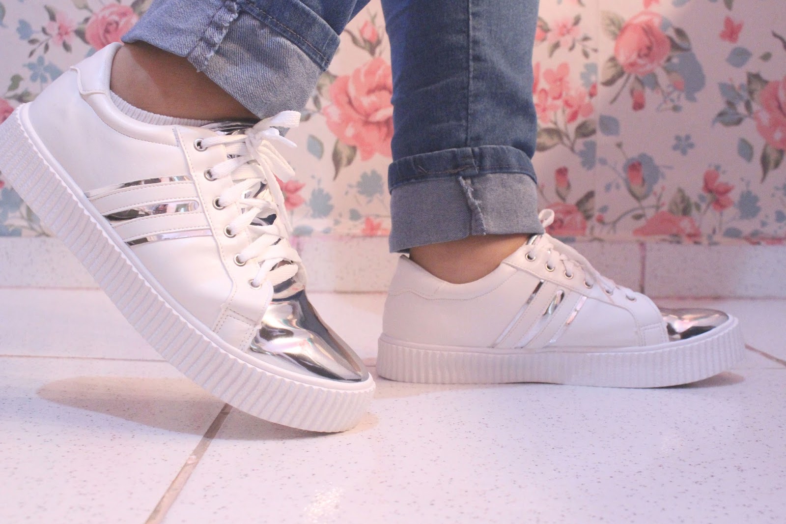 4 pares de tenis por 199 kanui