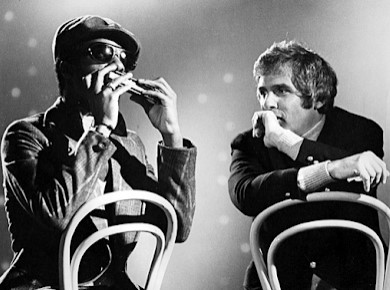 STEVIE WONDER Plays "ALFIE" on The Harmonica "It's AMAZING"