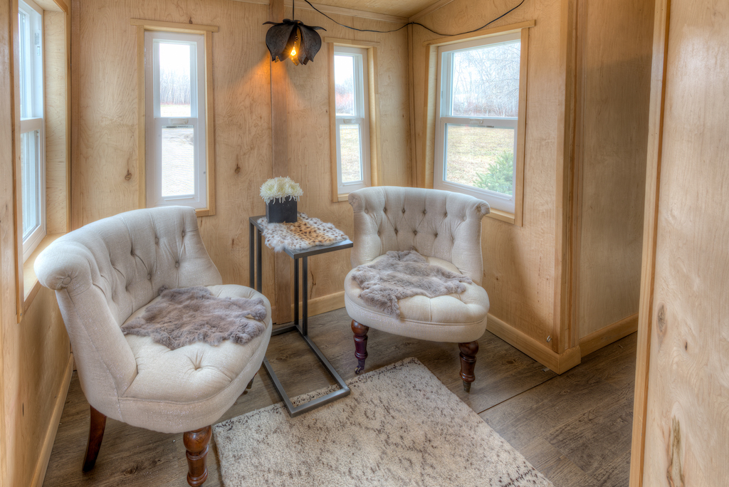 The Lewis and Clark Tiny House [ TINY HOUSE TOWN ]