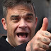Robbie Williams asegura que si su hija llegara a ser adicta, le compraría "drogas de la mejor calidad"