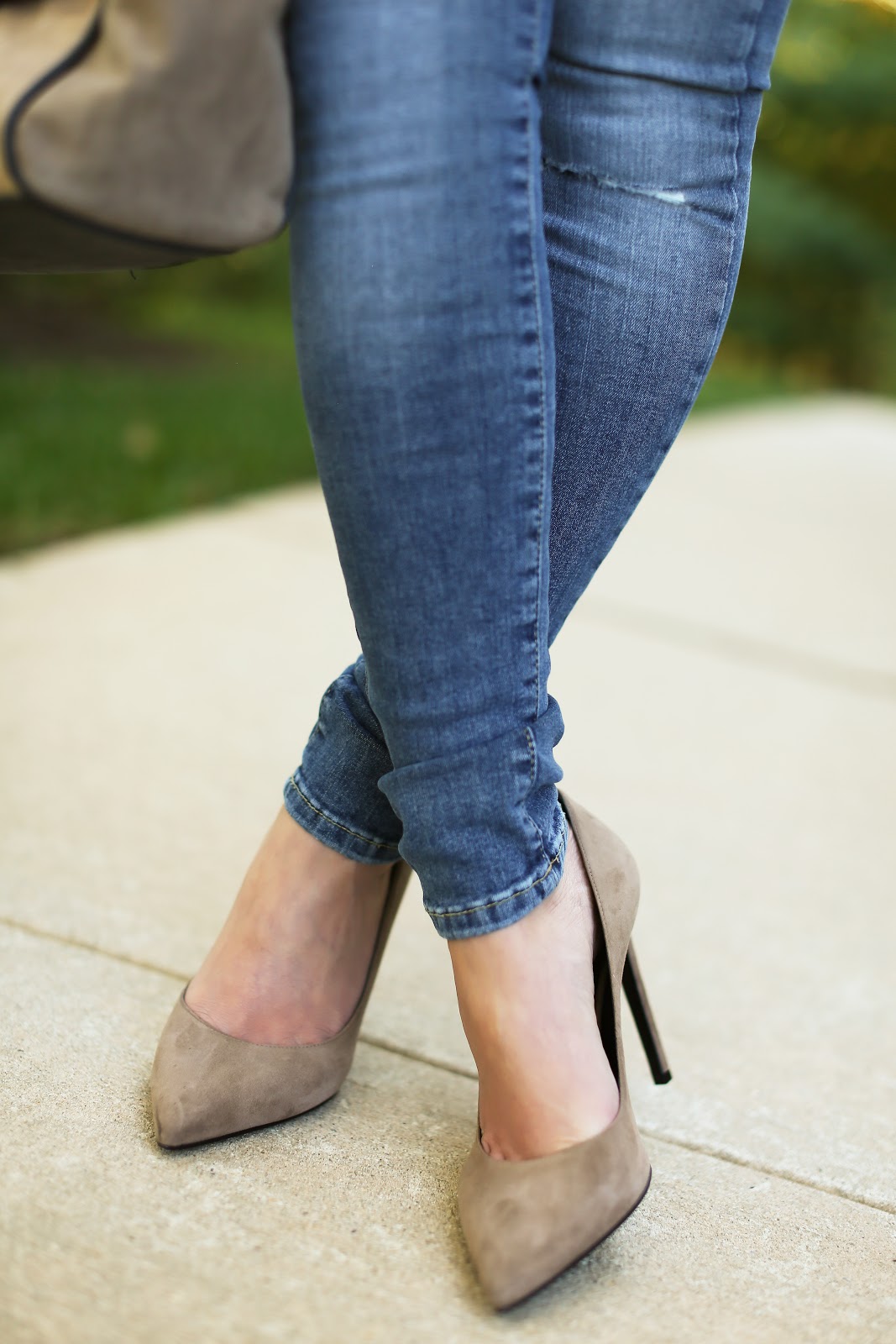 Denim & Taupe - the Beauty Bybel