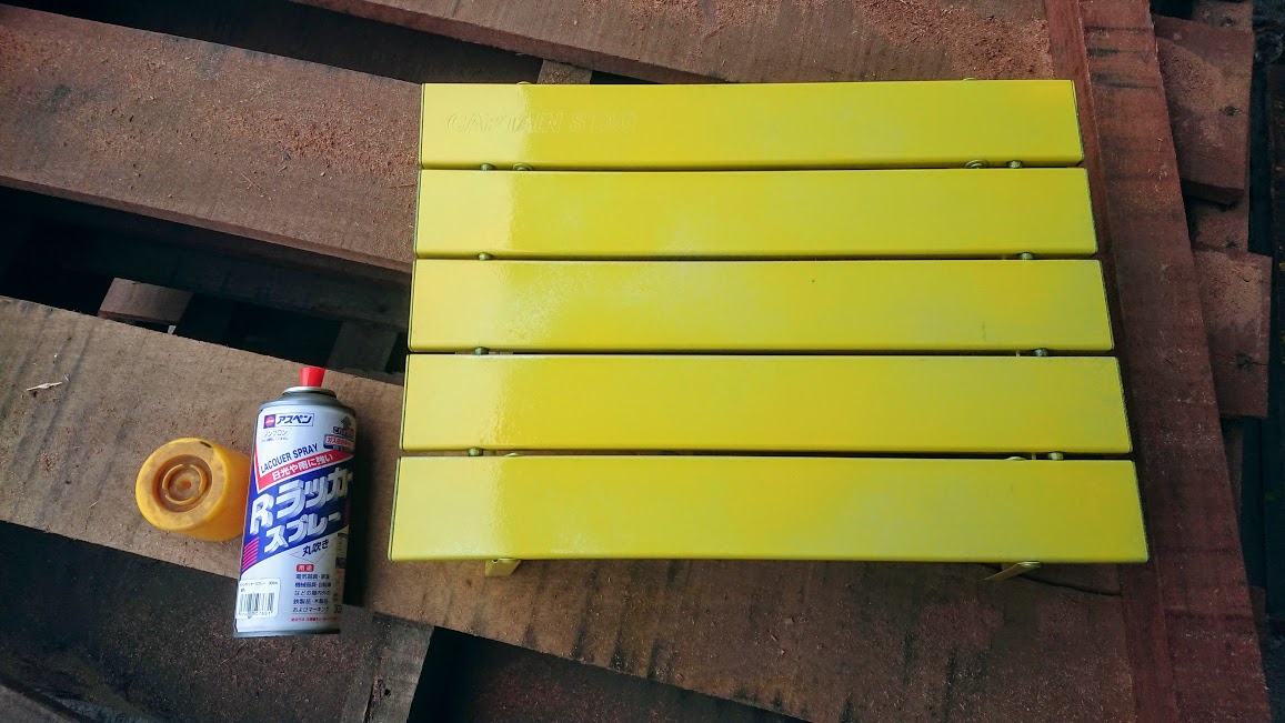 DEBUs・くりえ～と CAPTAIN STAG アルミ ロールテーブルをフェイク塗装