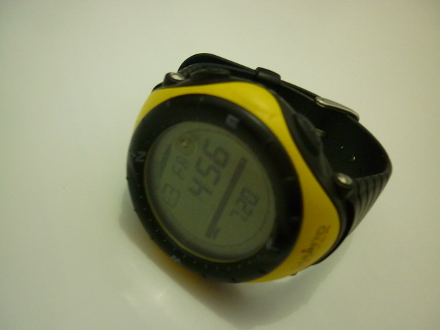 militarywatch: SOLD : SUUNTO VECTOR YELLOW