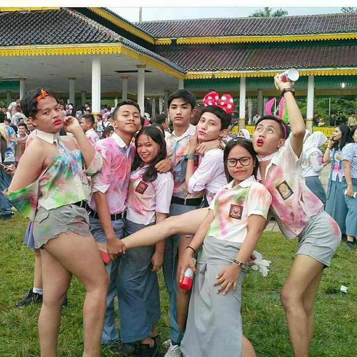 18+ SMA Jaman Sekarang, Ide Penting!