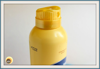 Vaseline Intensive Care Spray Moisturiser Deep Restore Packaging