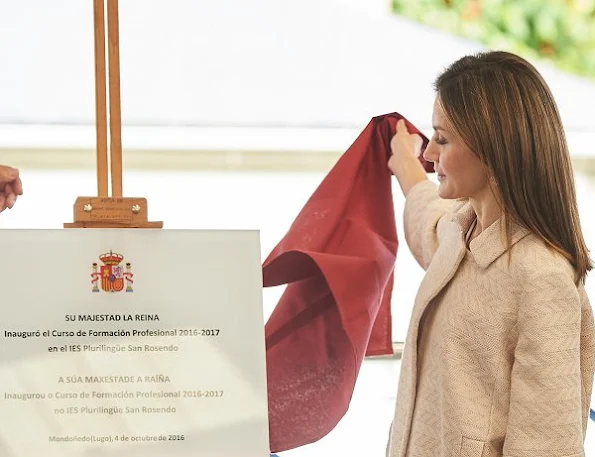 Queen Letizia inaugurates training course at San Rosendo Secondary School in Mondonedo. Queen Letizia wore Massimo Dutti Trousers, MAGRIT Shoes