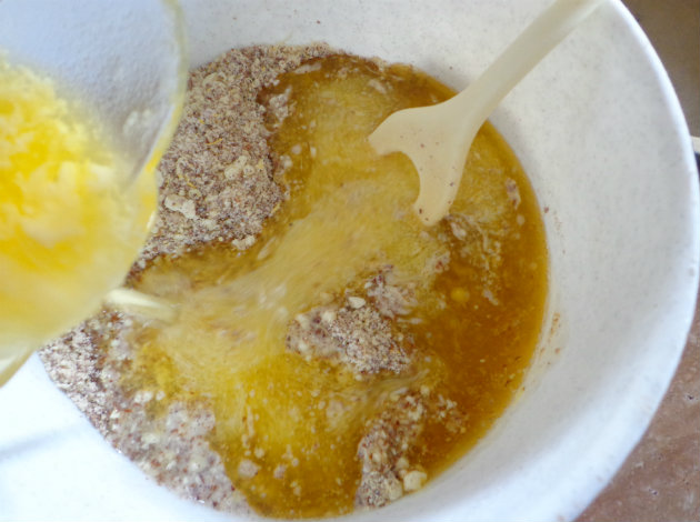 Torta Caprese od limuna i bijele čokolade 2 korak pripreme Laka kuharica: Torta Caprese al Limone. Seriously delicious, decadent and moist cake, originally from the island of Capri, full of lemony flavor.