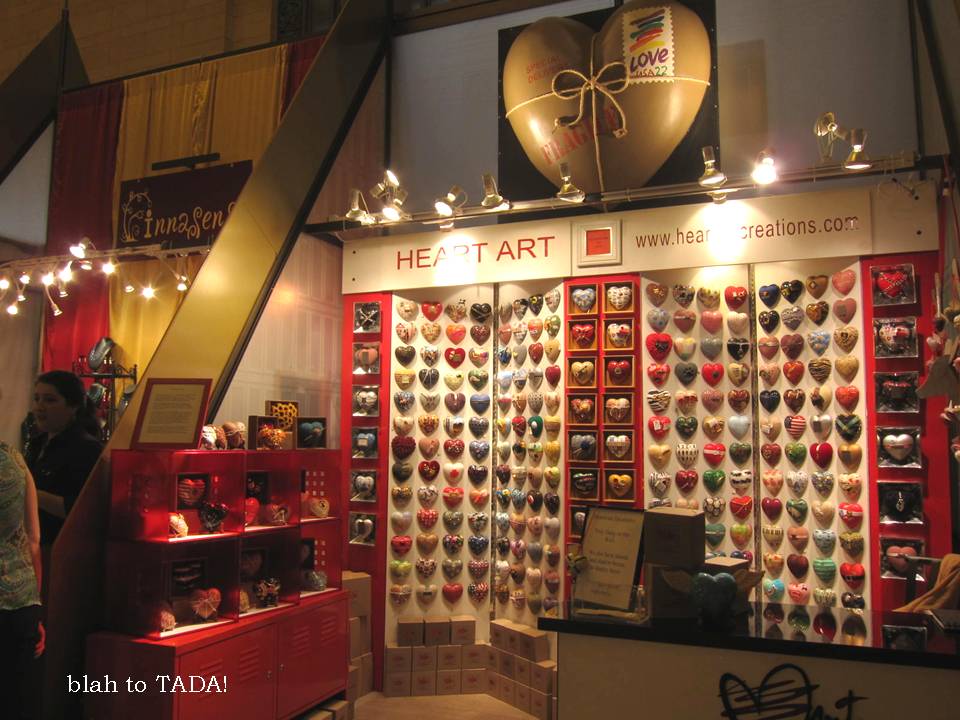 Top 5 stores in times square blah to TADA!: New York City Christmas Markets