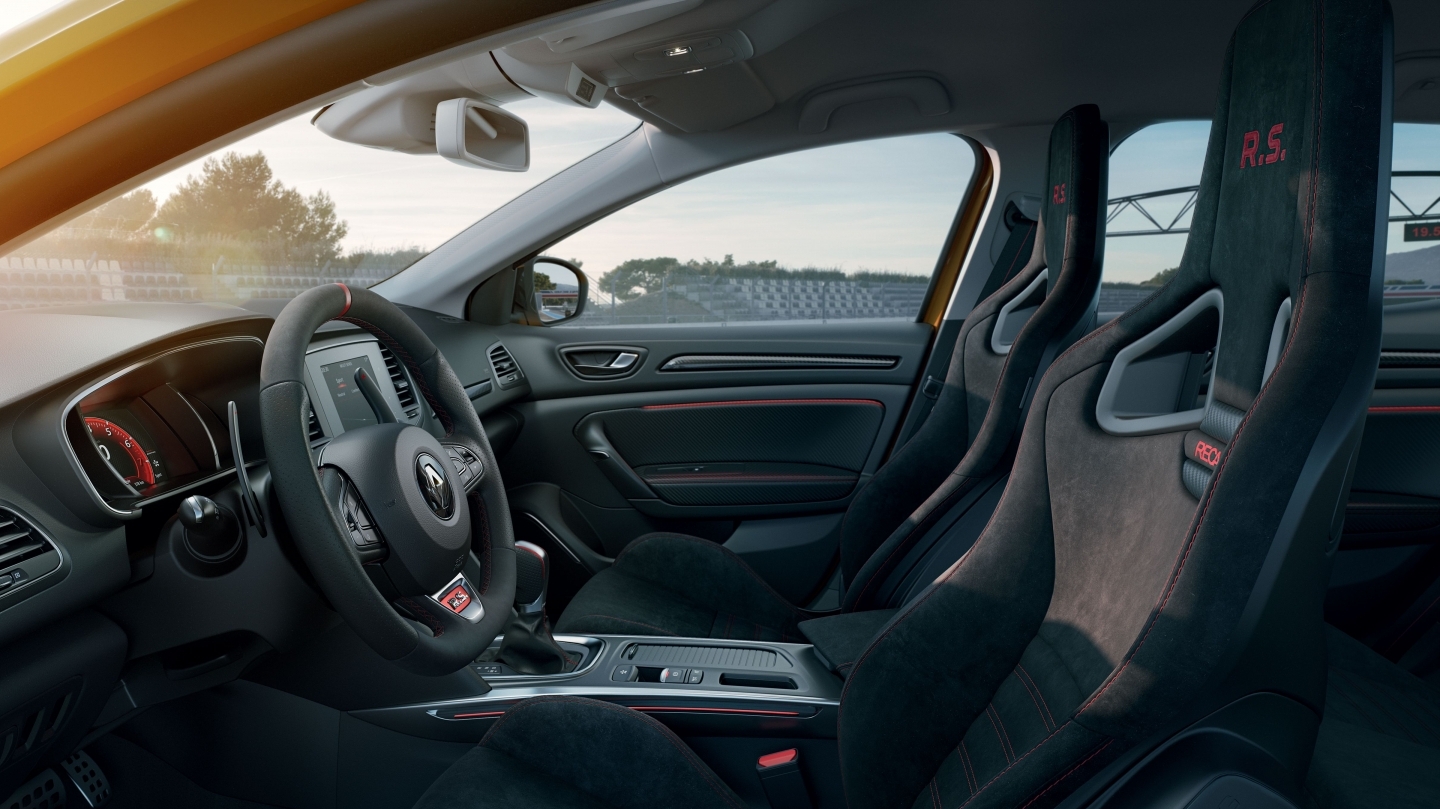 Fiebre Amarilla Renault Presenta Al Nuevo M 233 Gane R S