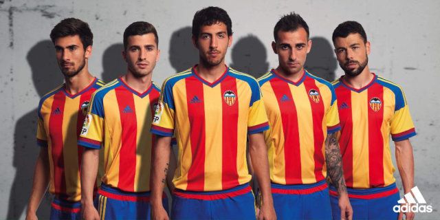 バレンシア 2015-16年ユニフォーム-アウェイ