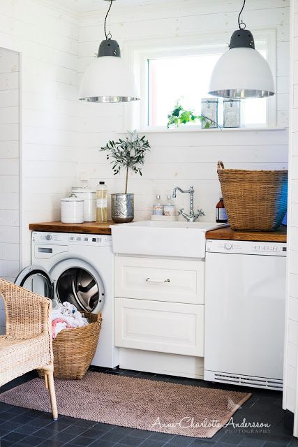 9 Inspiring Modern Rustic Laundry Rooms