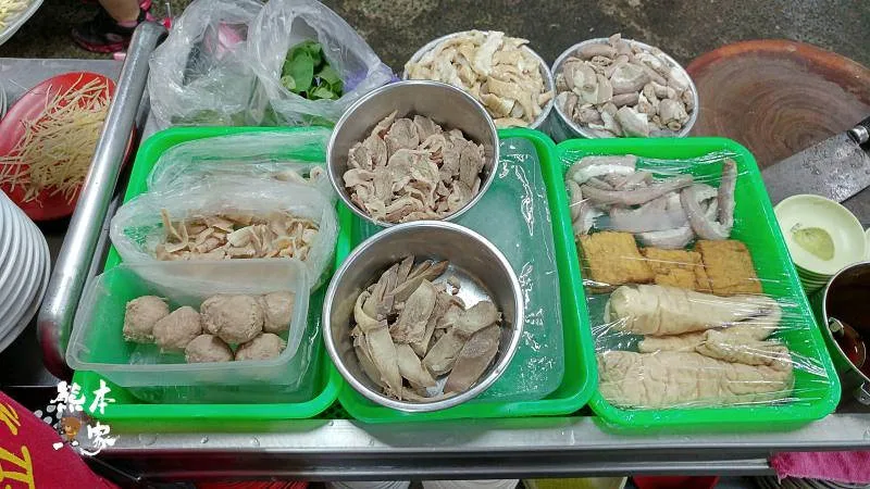 勇伯垃圾麵|鶯歌垃圾麵|鶯歌宵夜推薦|鶯歌四大人氣美食