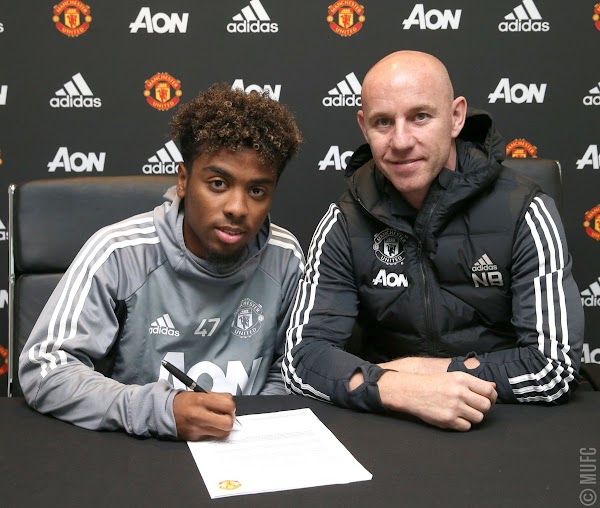 Oficial: Manchester United, contrato profesional a Angel Gomes