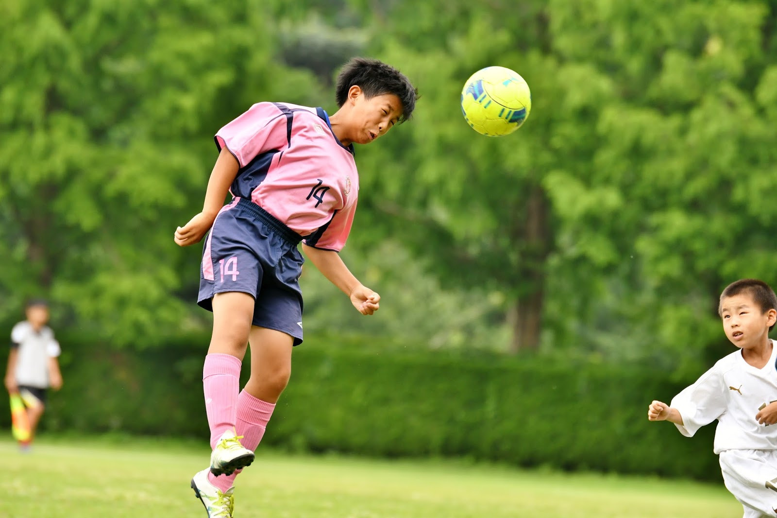 このサイトは臼杵のサッカー少年を応援します