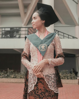 model gaya rambut wisuda modern terbaru model gaya rambut wisuda modern terbaru