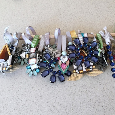 Making holiday ornaments from old jewelry Lisa Yang's Jewelry Blog: Making Holiday Ornaments from Old Jewelry