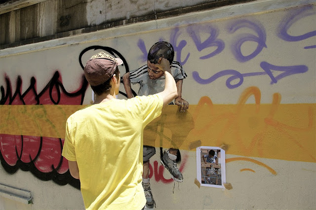 Ernest Zacharevic paints new works on the streets of Lisbon – StreetArtNews
