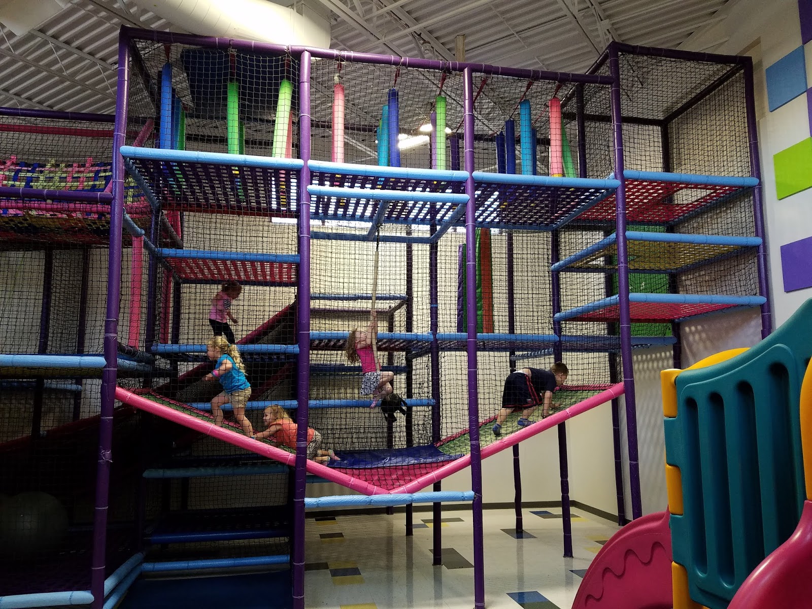 Play St. Louis Calvary Church Indoor Playground, St. Peters
