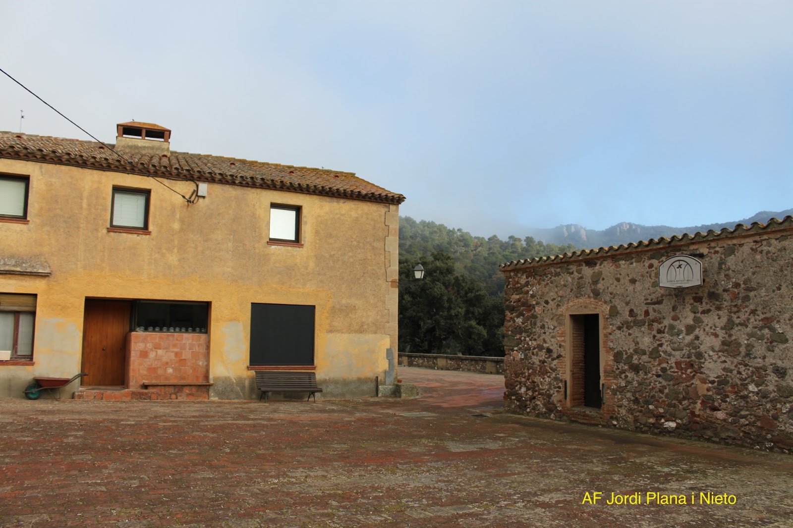 Passejant per Terrassa LA BARATA